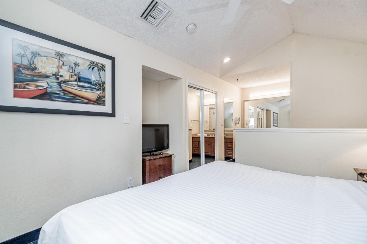 Doral Inn & Suites Miami Airport West Bagian luar foto